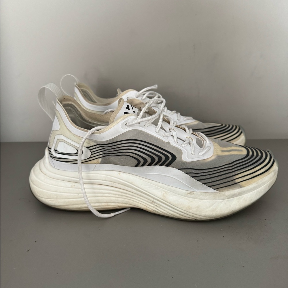 APL streamline men’s 8